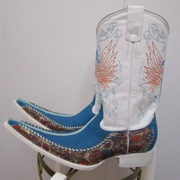Aguila RealTurquoise & White Stingray Cowgirl Boots 100 % Leather, size 8.5 - Picture 2 of 10